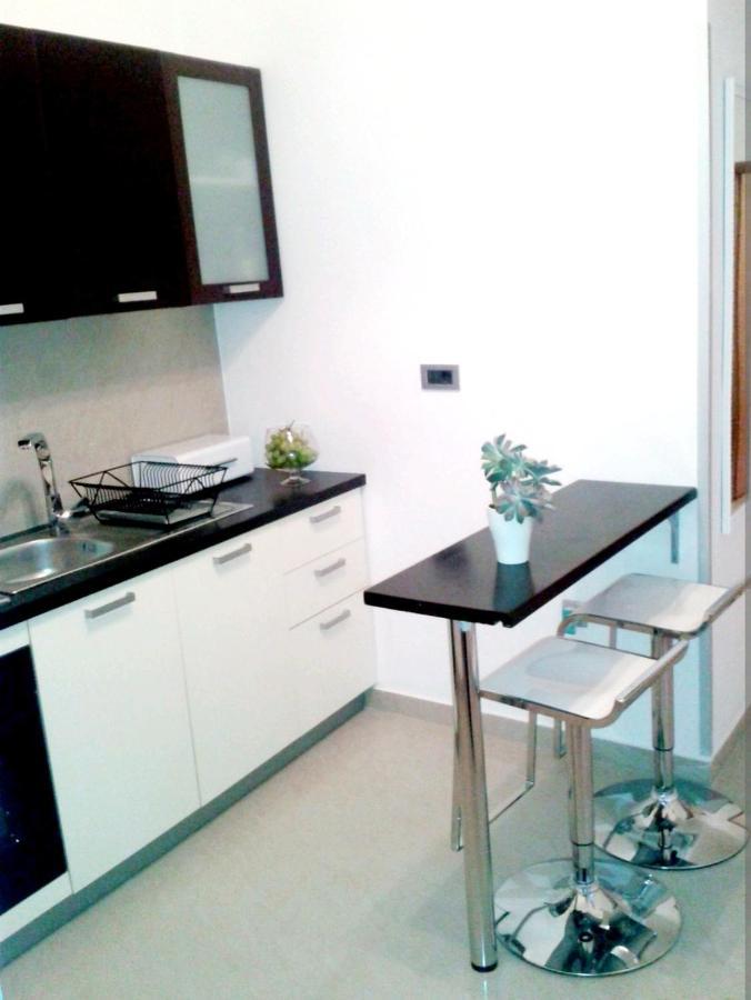 Apartment Ory Near The City Center With Free Parking Pula Exterior foto